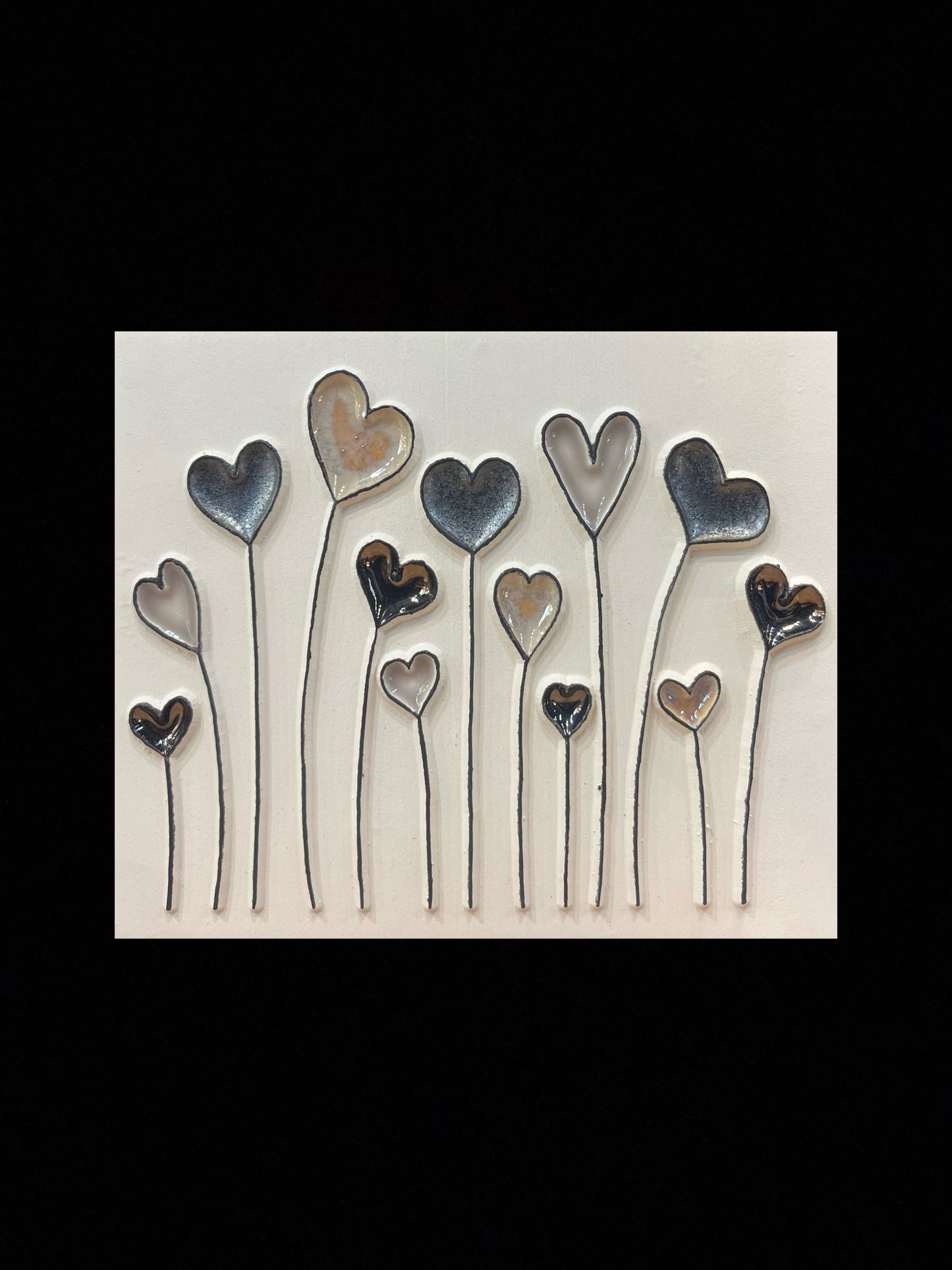 Tableau diffuseur d'huiles essentielles "Champ de coeurs gris"