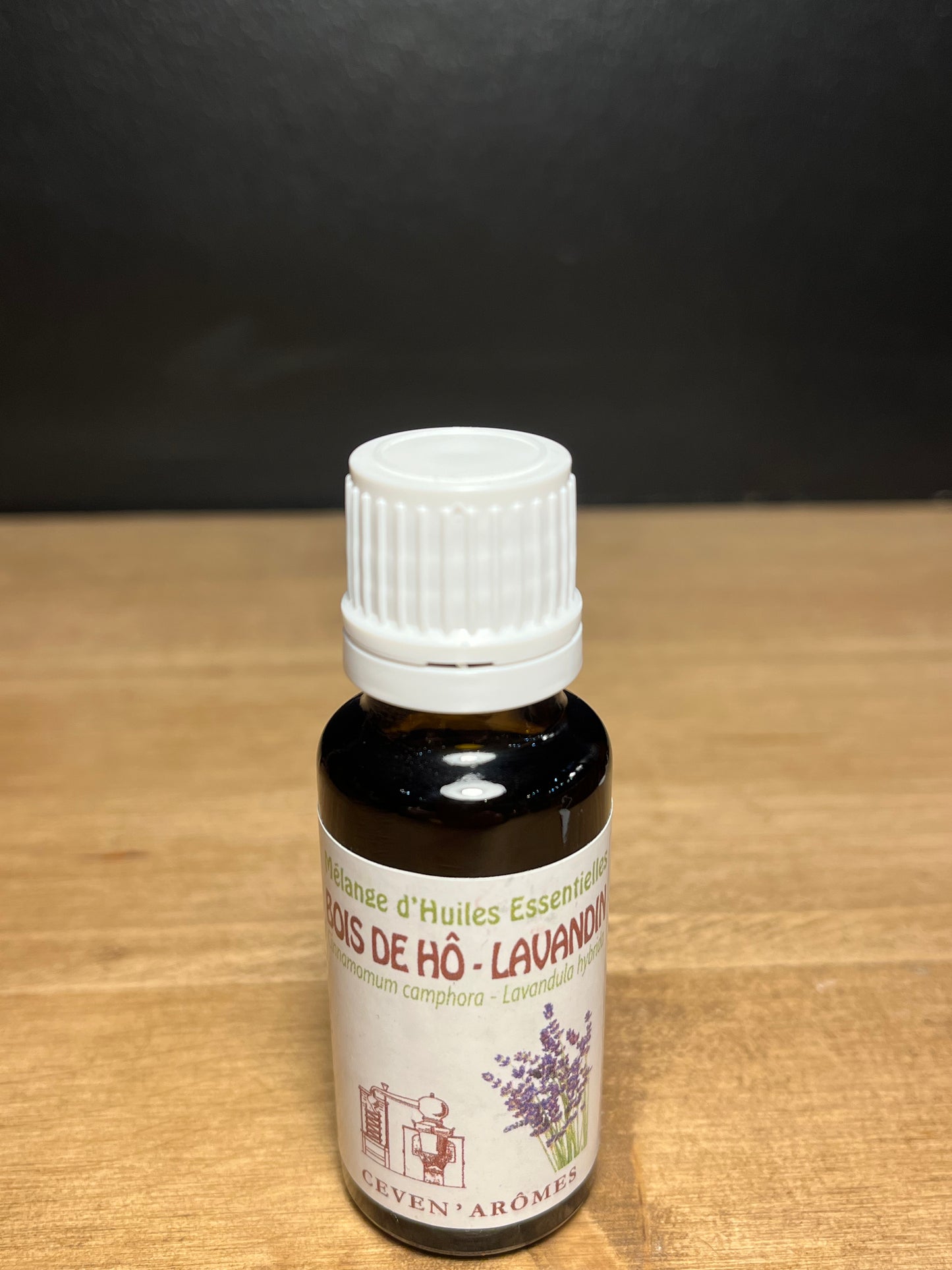 Synergistisches ätherisches Öl von „Bois de Hô-Lavandin“ 20 ml
