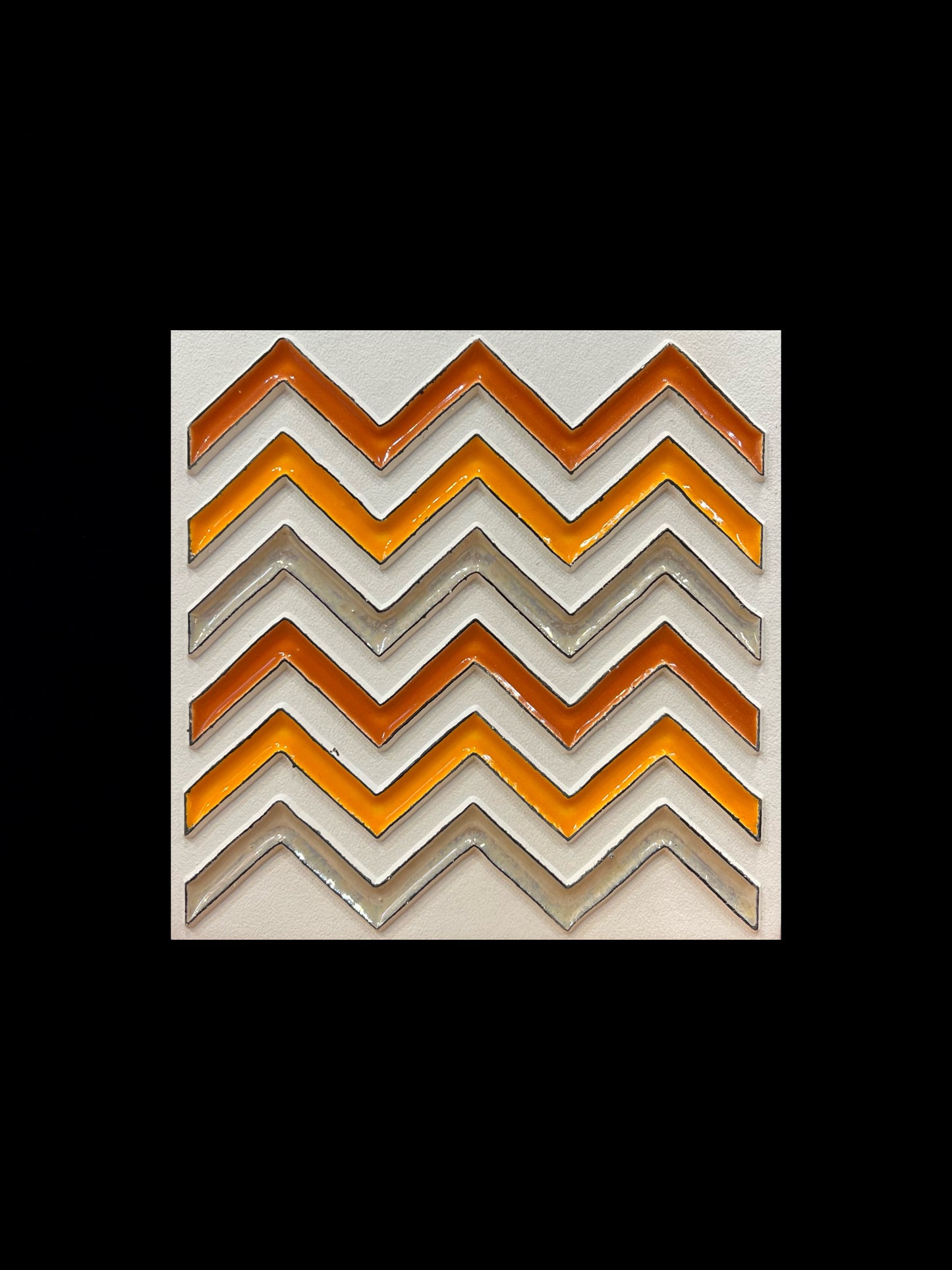 Diffusortisch für ätherische Öle „Orange Chevrons“